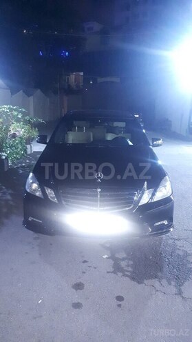 Mercedes E 250 2011, 229,000 km - 1.8 l - Bakı