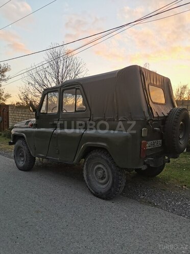 UAZ 469 1980, 100,000 km - 2.4 l - Oğuz