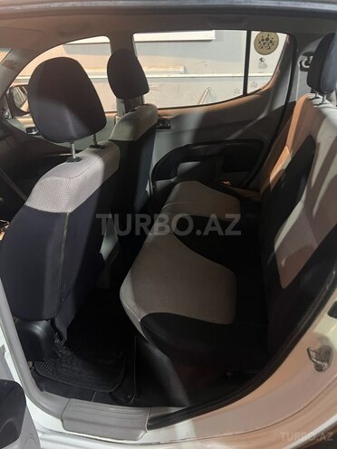 Mitsubishi L200 2009, 210,000 km - 2.5 l - Bakı