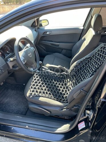 Opel Astra 2009, 240,000 km - 1.4 l - Gəncə