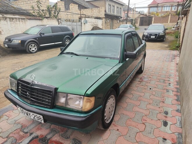 Mercedes 190 1984, 300,000 km - 2.0 л - Quba