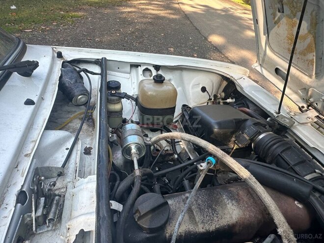 LADA (VAZ) 2107 2009, 13,500 km - 1.6 l - Astara