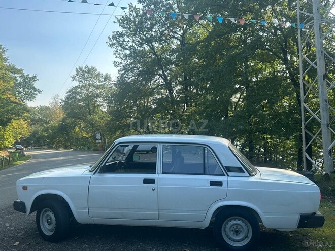LADA (VAZ) 2107 2009, 13,500 km - 1.6 l - Astara
