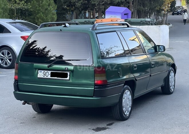 Opel Astra 1996, 350,000 km - 1.6 l - Bakı