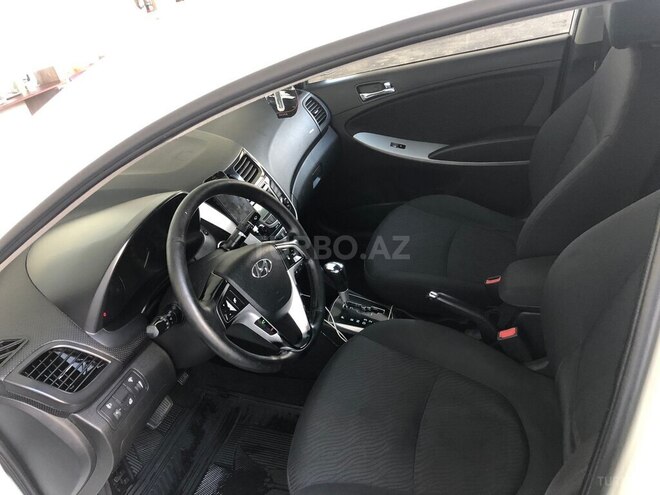 Hyundai Accent 2013, 202,500 km - 1.6 л - Bakı