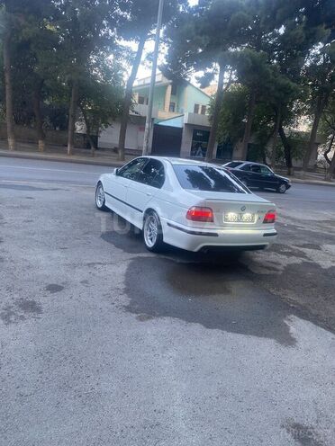 BMW 530 2002, 244,000 km - 3.0 l - Bakı