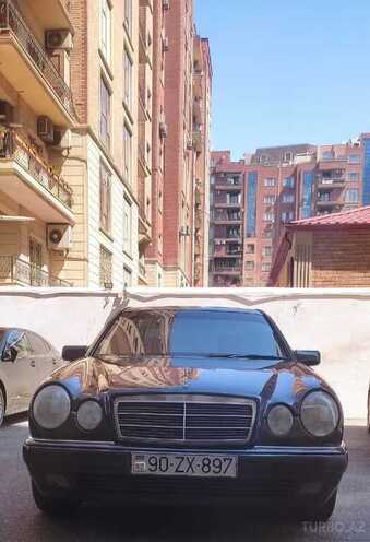Mercedes E 200 1997, 590,000 km - 2.0 l - Bakı