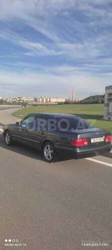 Mercedes E 200 1997, 590,000 km - 2.0 l - Bakı