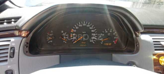 Mercedes E 200 1997, 590,000 km - 2.0 l - Bakı