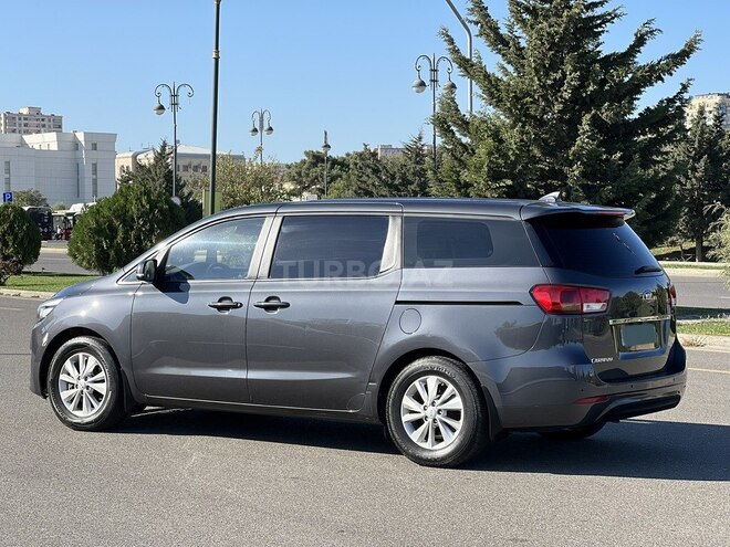 Kia Carnival 2015, 104,000 km - 2.2 l - Bakı