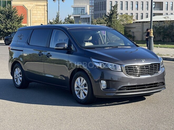 Kia Carnival 2015, 104,000 km - 2.2 l - Bakı