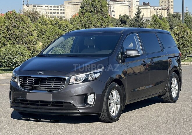 Kia Carnival 2015, 104,000 km - 2.2 l - Bakı