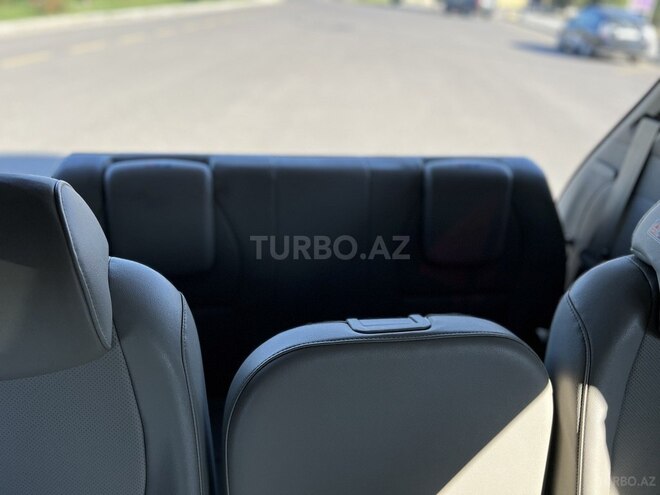Kia Carnival 2015, 104,000 km - 2.2 l - Bakı