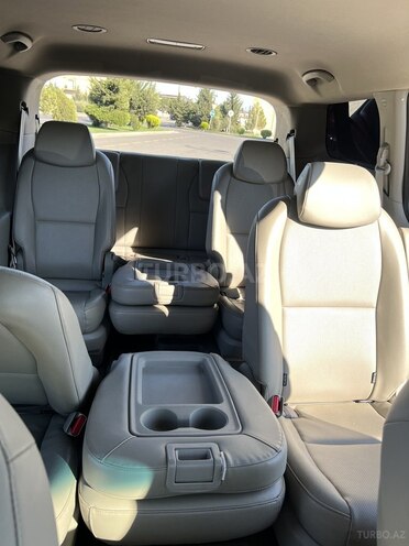 Kia Carnival 2015, 104,000 km - 2.2 l - Bakı