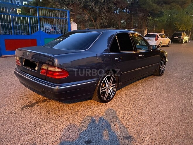 Mercedes E 320 2000, 356,000 km - 3.2 l - Bakı