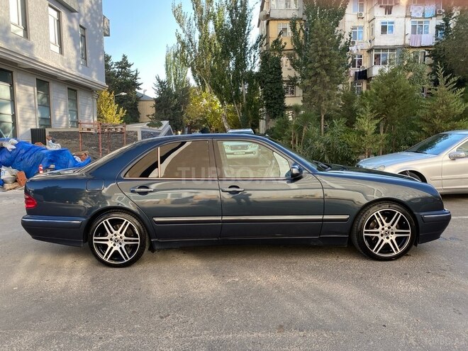 Mercedes E 320 2000, 356,000 km - 3.2 l - Bakı
