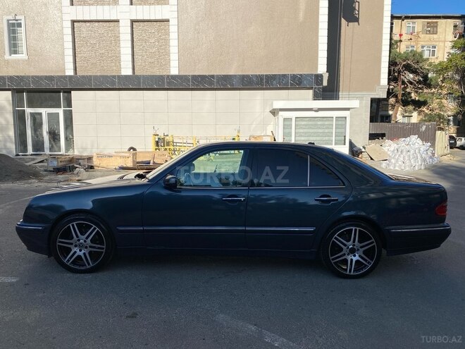Mercedes E 320 2000, 356,000 km - 3.2 l - Bakı