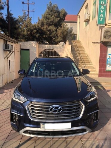 Hyundai Grand Santa Fe