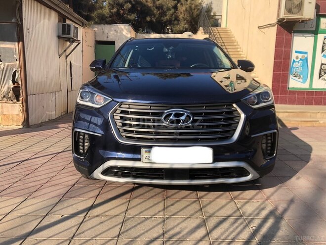 Hyundai Grand Santa Fe