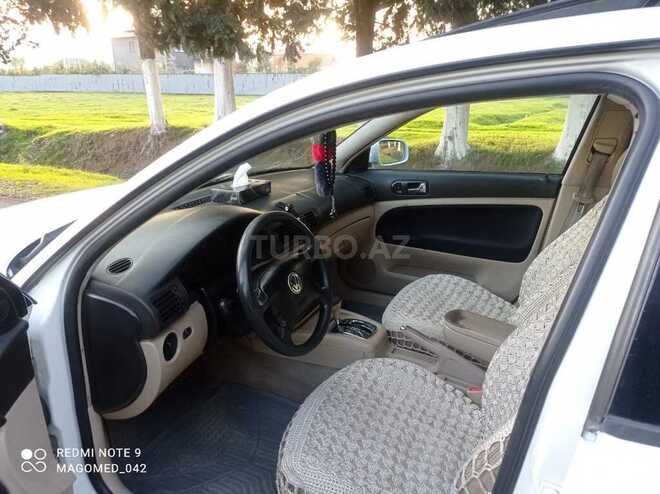 Volkswagen Passat 2000, 250,000 km - 1.8 l - Lənkəran