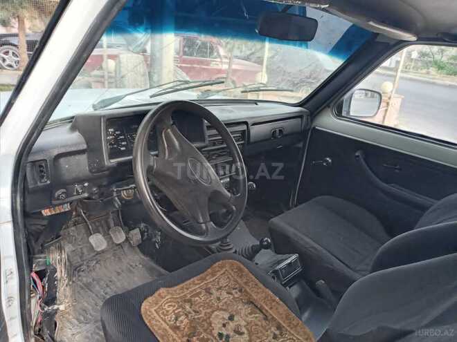 LADA (VAZ) Niva 2002, 111,111 km - 1.7 l - Quba