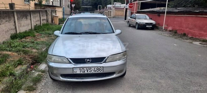 Opel Vectra 1998, 499,993 km - 2.0 л - Qusar