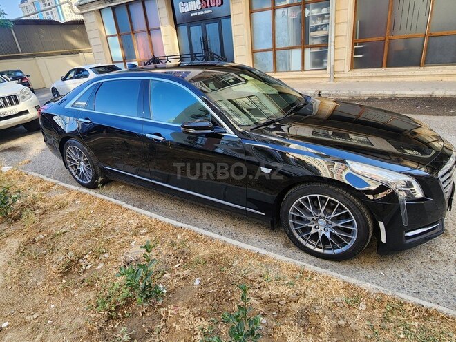 Cadillac  2018, 61,200 km - 2.0 l - Bakı