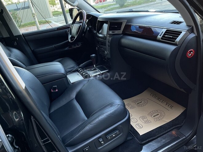 Lexus LX 570 2013, 113,000 km - 5.7 l - Bakı
