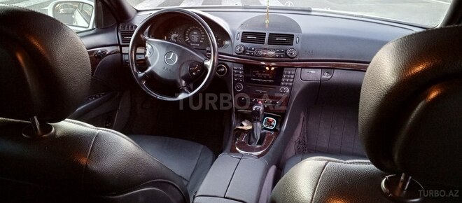 Mercedes E 200 2006, 420,000 km - 2.2 л - Bakı