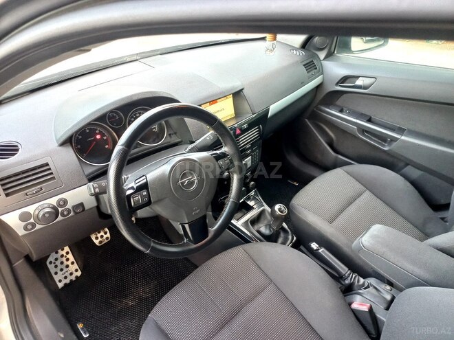 Opel Astra 2010, 288,000 km - 1.7 l - Bakı