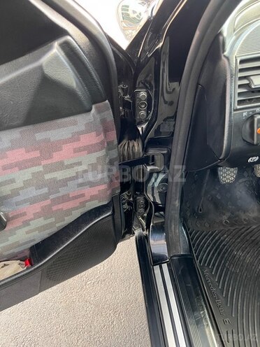 Mercedes C 200 1995, 420,000 km - 2.0 l - Bakı
