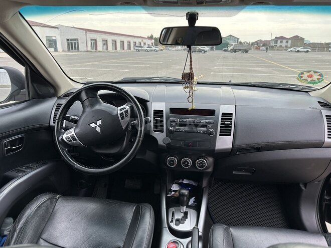 Mitsubishi Outlander 2012, 300,000 km - 2.0 l - Bakı