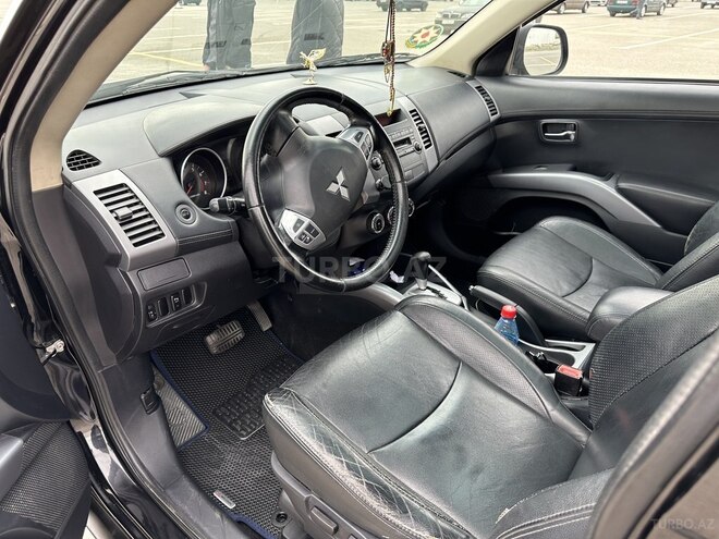 Mitsubishi Outlander 2012, 300,000 km - 2.0 l - Bakı