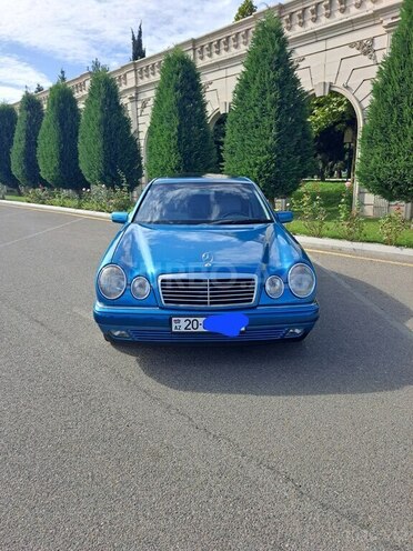 Mercedes E 240 1998, 318,800 km - 2.4 l - Gəncə