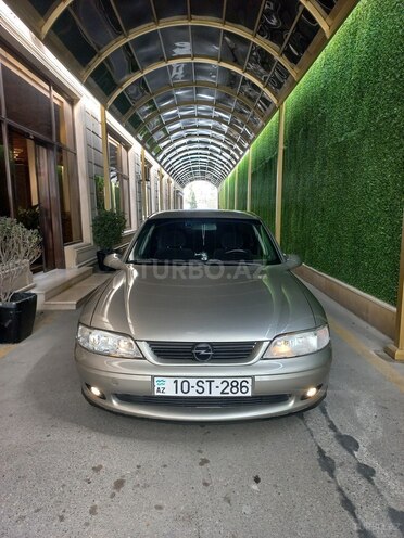 Opel Vectra 1997, 229,000 km - 2.0 л - Sumqayıt