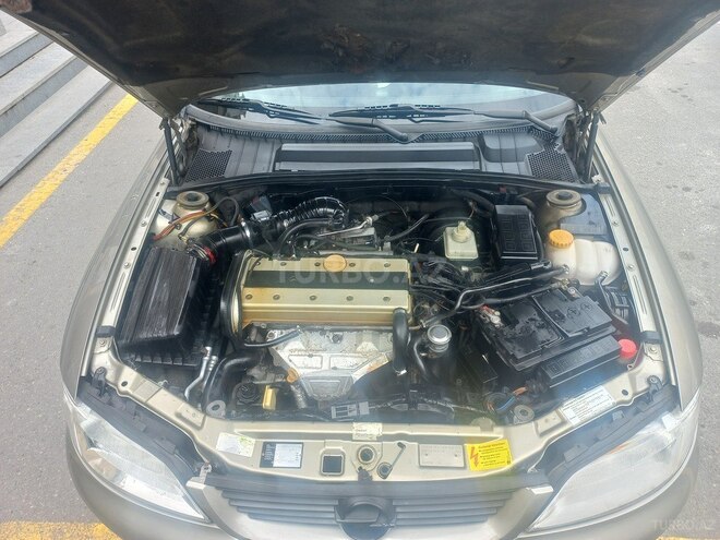 Opel Vectra 1997, 229,000 km - 2.0 л - Sumqayıt