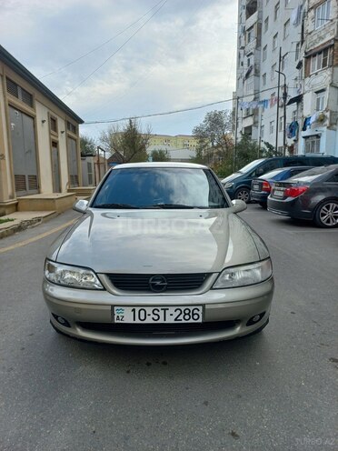 Opel Vectra 1997, 229,000 km - 2.0 л - Sumqayıt
