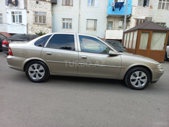 Opel Vectra 1997, 229,000 km - 2.0 л - Sumqayıt