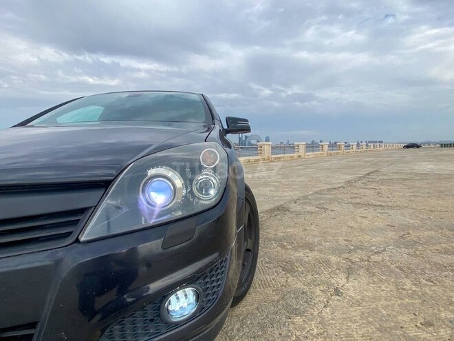 Opel Astra 2009, 300,000 km - 1.4 l - Bakı
