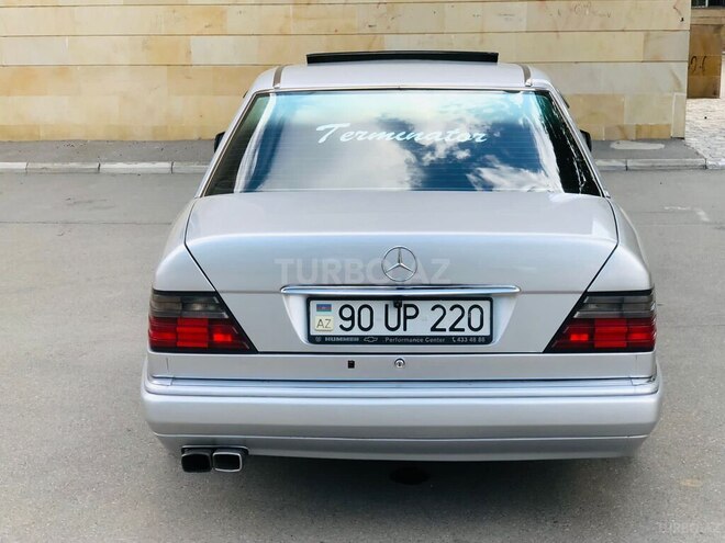 Mercedes E 220 1995, 356,874 km - 2.2 l - Bakı