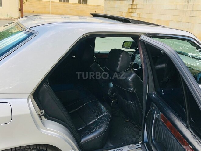 Mercedes E 220 1995, 356,874 km - 2.2 l - Bakı