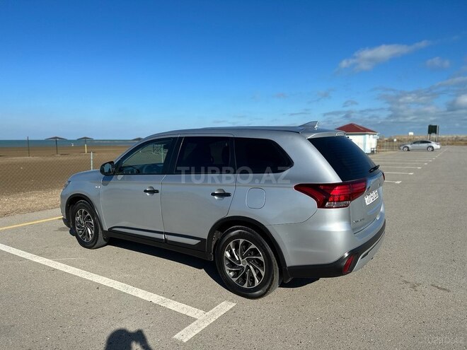 Mitsubishi Outlander 2020, 80,800 km - 2.0 l - Bakı