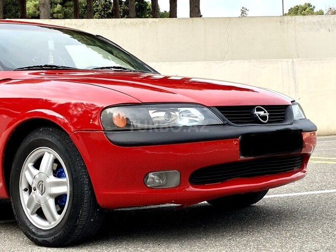 Opel Vectra 1996, 245,800 km - 1.6 l - Sumqayıt
