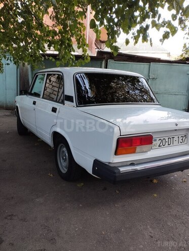 LADA (VAZ) 2107 2006, 19,900 km - 1.6 l - Qazax
