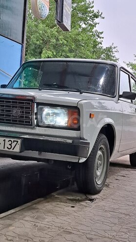 LADA (VAZ) 2107 2006, 19,900 km - 1.6 l - Qazax