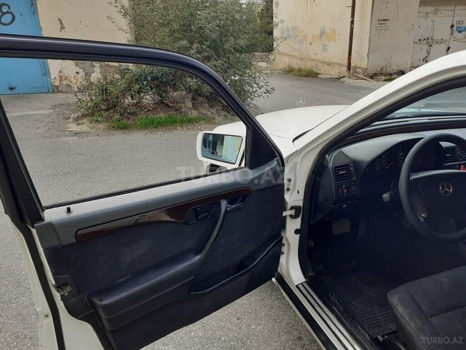 Mercedes C 200 1996, 469,000 km - 2.0 l - Bakı