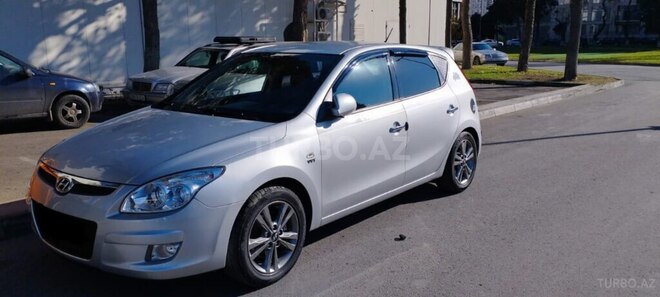 Hyundai i30 2009, 240,000 km - 1.6 l - Bakı