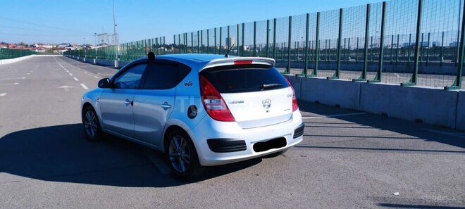 Hyundai i30 2009, 240,000 km - 1.6 l - Bakı