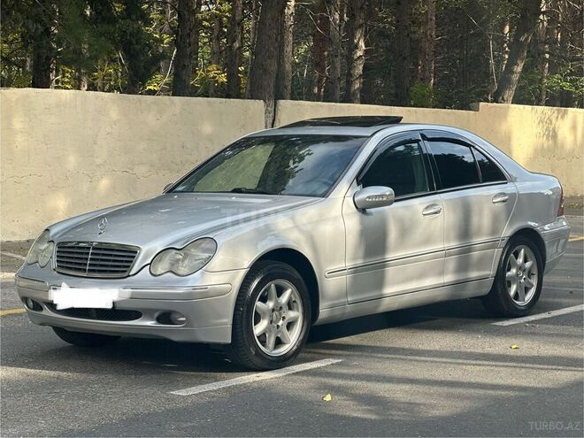 Mercedes C 240 2001, 320,000 km - 2.6 л - Bakı
