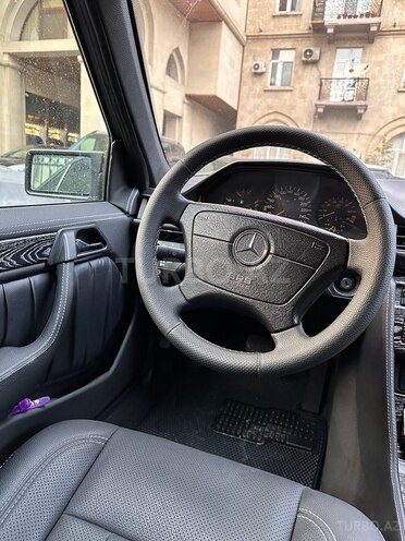 Mercedes E 280 1994, 487,000 km - 2.8 l - Bakı